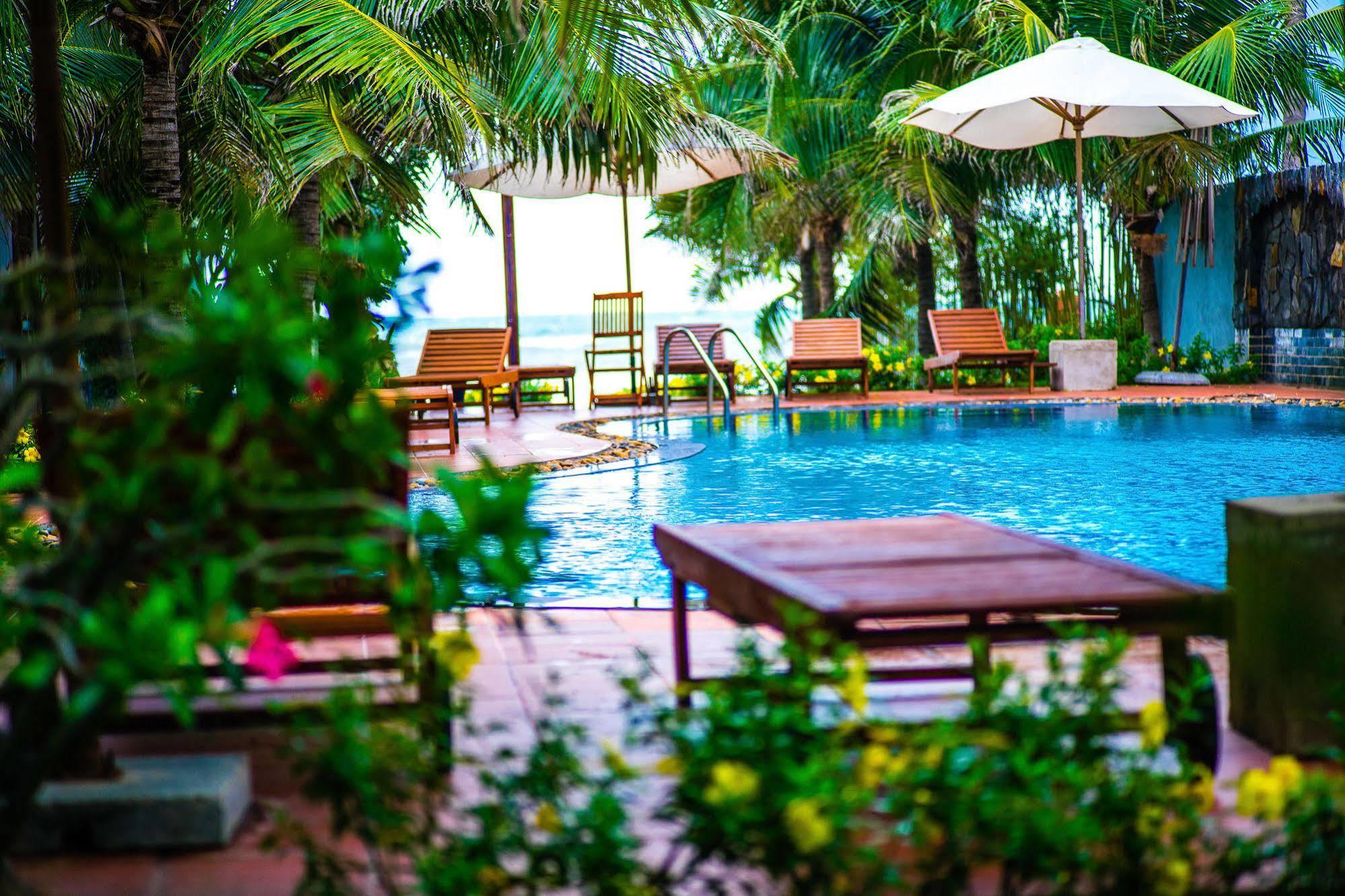 Coral Sea Resort Муйне Экстерьер фото