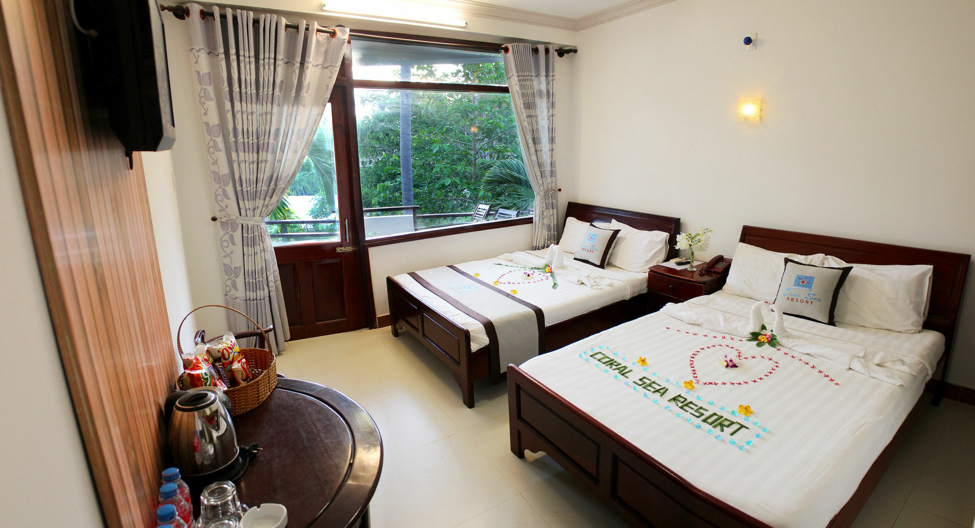 Coral Sea Resort Муйне Экстерьер фото